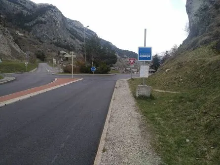Bus stop N°400: Lovers' Rock