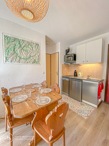 © la norma résidence les portes de la vanoise location meublée 4 personnes appartement 321a - HMVT