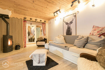 © la norma chalet la tanière enchantée location 8 personnes d'andrea laetitia - HMVT