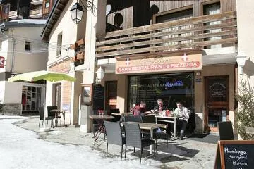 © Restaurant Chez Eliane in La Norma  VVV-kantoor La Norma