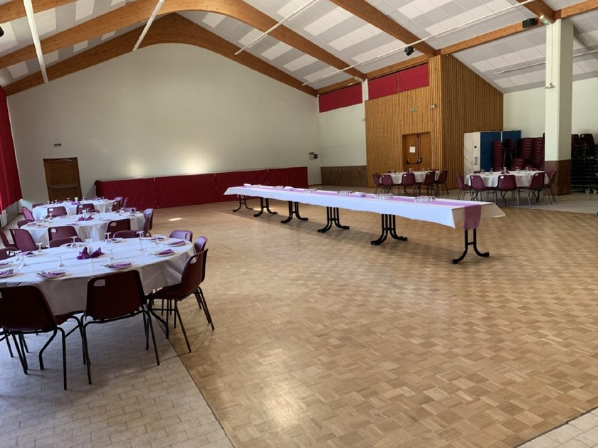 © Grande salle des fetes d'Avrieux - Mairie Avrieux