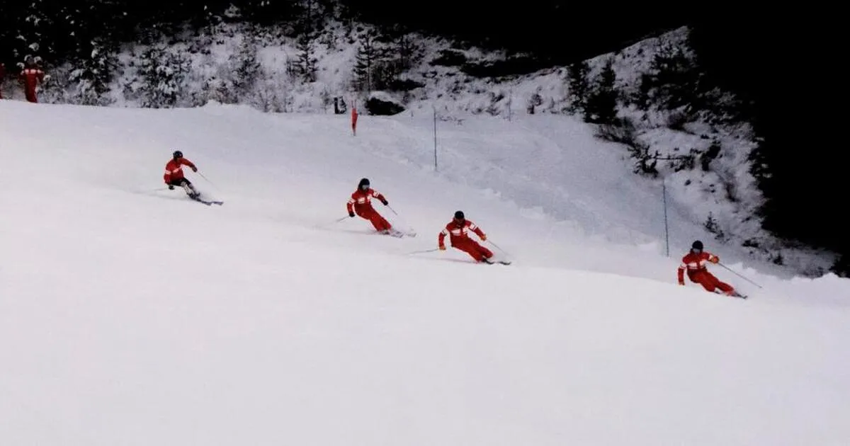© Démonstration des moniteurs de l'Ecole de Ski Français_La Norma - E.Henry - ESF