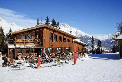 Le Grizzli high-altitude restaurant