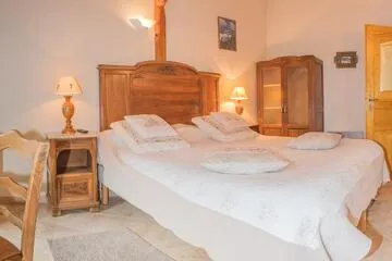 © Chambre d'hôtes La Grande à Avrieux - Munari Nathalie