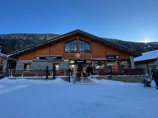 © Sport 2000 bij La Norma - SKI M SPELEN