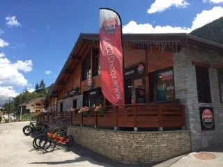 © locatie-ski-vttae-la-norma - SKI M PLAY