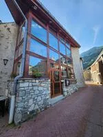 © Restaurant La Cascade in Avrieux - Jenn