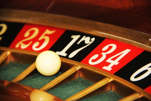 Le Grand Casino des Familles : Jouez, Gagnez, Enchérissez !