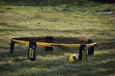 © Tournoi de Beach-volley et Spikeball_La Norma - Pixabay