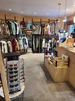 © Ticia, magasin de vêtements et accessoires à La Norma - L.Bizel