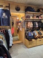 © Ticia, magasin de vêtements et accessoires à La Norma - L.Bizel