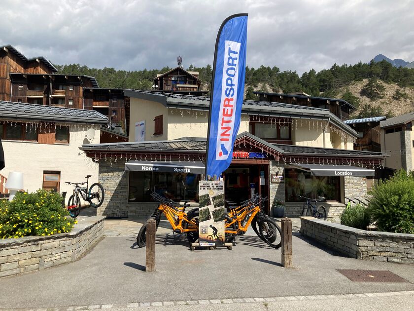 © Magasin Norma Sports Intersport à La Norma - Norma Sports - Intersport
