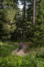 © Afdalingsroute voor mountainbikes: La Norma  A Pernet