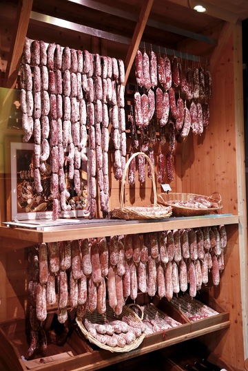 © Boucherie Rittaud à Modane-Fourneaux - Studio Viart / Modane